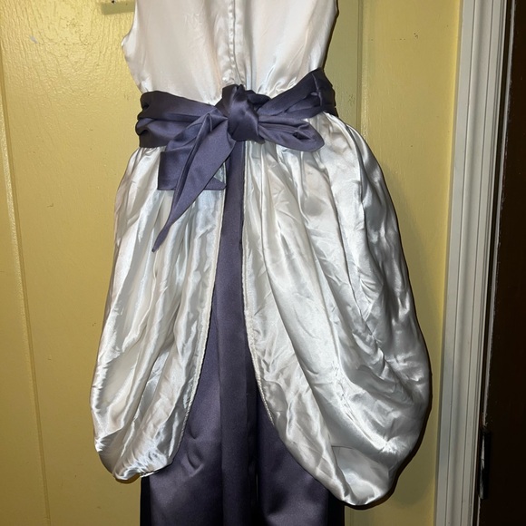 Girls White & Lilac Silk Floral Tied Back Formal Dress Flower Girl Dress - Picture 6 of 16
